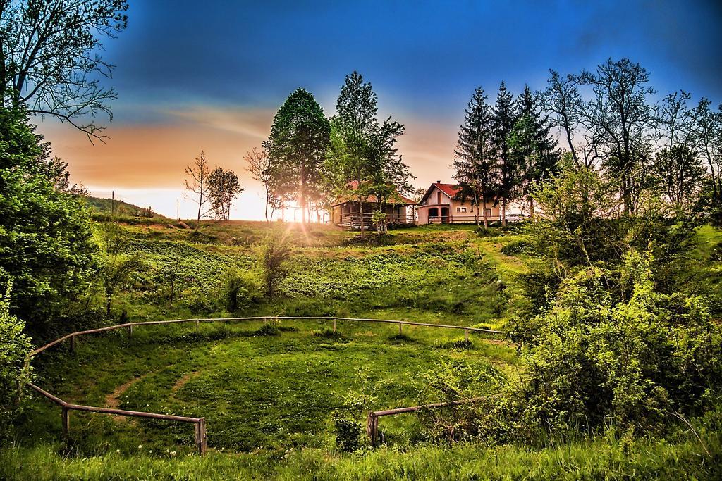 Apartments Fairy Land Rakovica Exterior photo